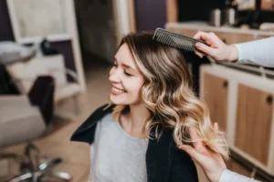 Femme Entretien et Soins Après une Teinture naturelle pour les cheveux