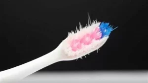 changez vos brosses à dents pour une meilleure hygiène bucco-dentaire