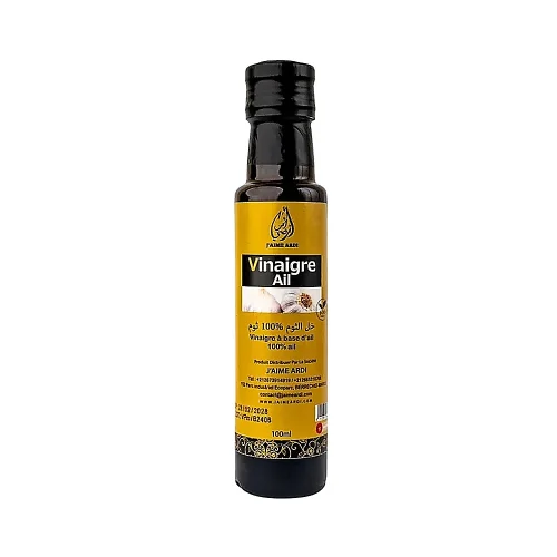 Vinaigre ail 100ml J'aime Ardi Bouteille de vinaigre à l’ail 100ml J'aime Ardi sur fond clair